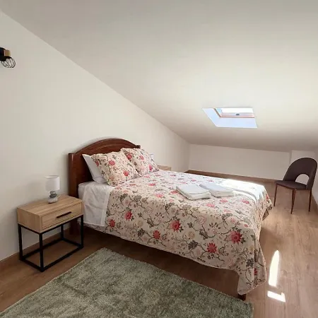 Serenity Vila *